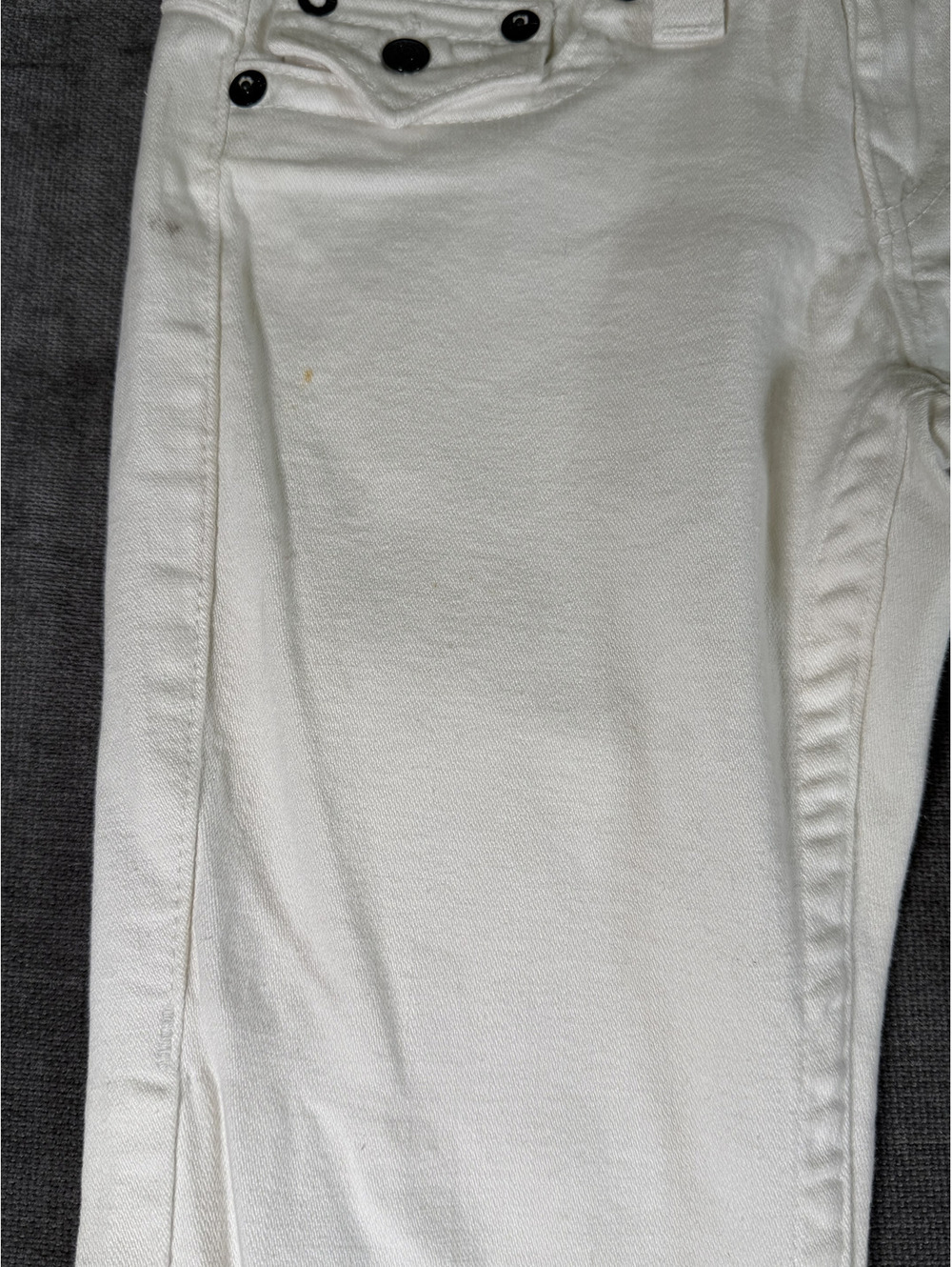 True Religion White Denim Jenas Embroidered Cross Wing, Size 29 - Picture 12 of 16